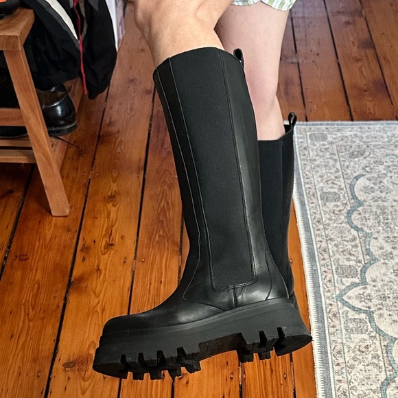 ALOHAS Go Getter Leather Tall Platform Chelsea Boot Black Women’s 8 - Picture 3 of 11